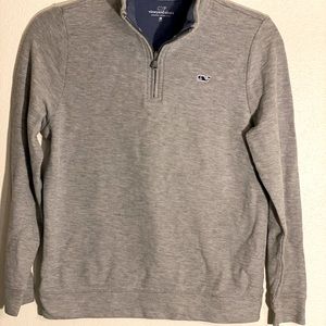 Vineyard vine pullover size medium boys gray 100% Pima Colton